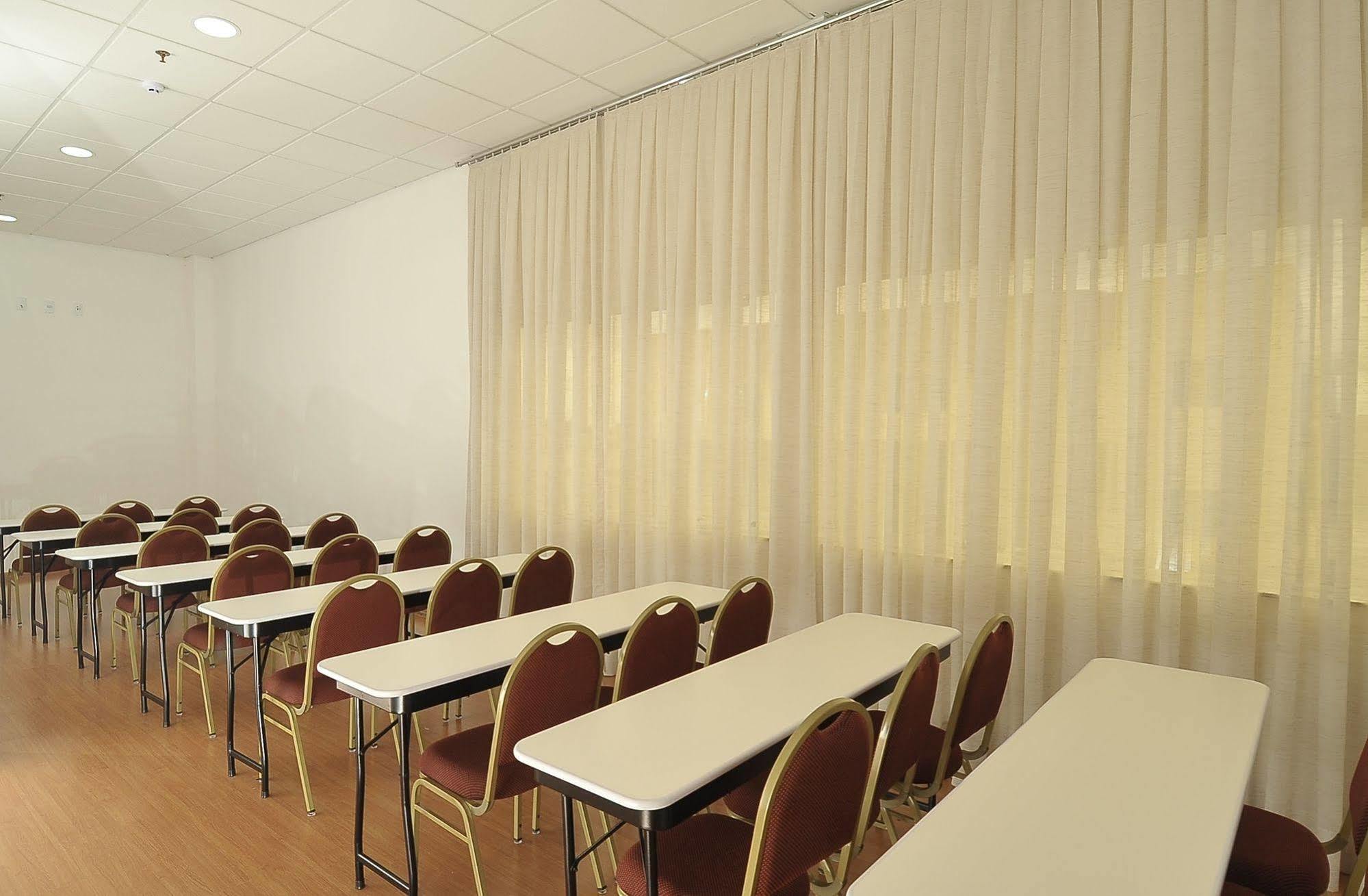 Hotel Maestro Premium Cascavel Cascavel  Exteriér fotografie